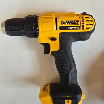 LOT 60P: Dewalt 20V Cordless 1/2" Drill with Toolbag and Accessories