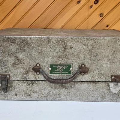 LOT 76P: Tool Tender Radio-Television Service Box with Assorted Glass Tubes and Fuses