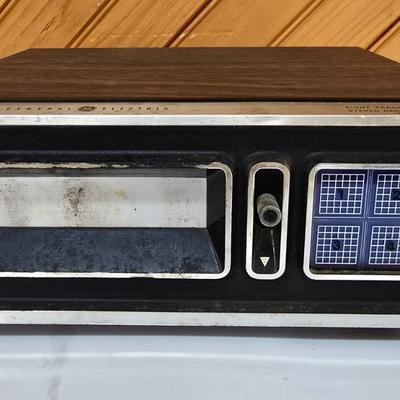 LOT 77P: Groovy 8-Track Stereo Deck