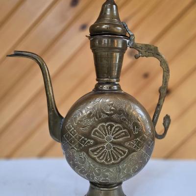 LOT 80F: Vintage Brass Peacock/Assorted Metal Home Decor