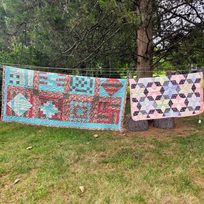 LOT 83L: Two Beautiful Vintage Patchwork/Star Pattern Quilts