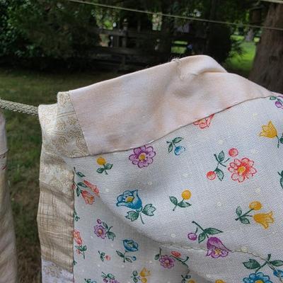 LOT 84L: Two Lovely Vintage Quilts