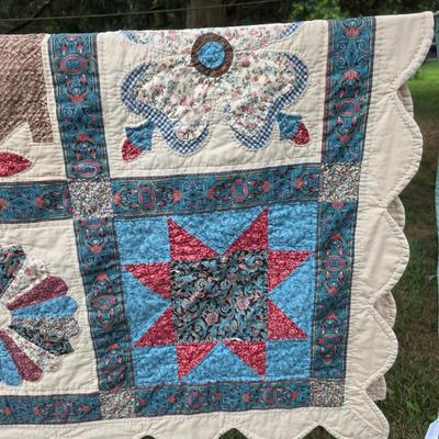 LOT 88L: Three Handmade Vintage Quilts
