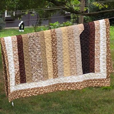 LOT 90L: Vintage Beautifully Handmade Quilts