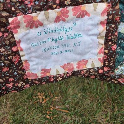 LOT 92L: Handmade Vintage Floral/Geometrical Star Pattern Quilts