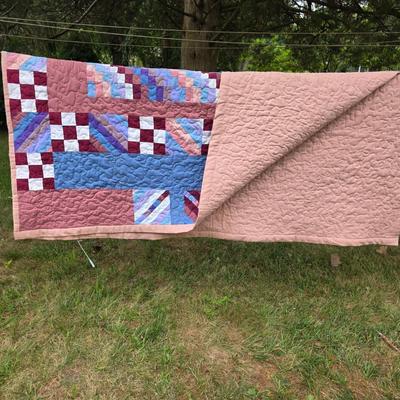 LOT 92L: Handmade Vintage Floral/Geometrical Star Pattern Quilts
