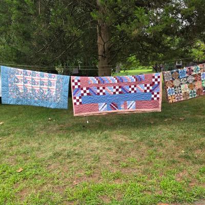 LOT 92L: Handmade Vintage Floral/Geometrical Star Pattern Quilts