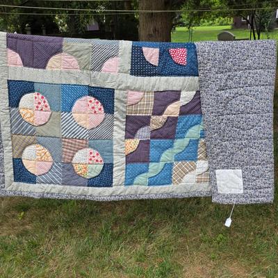 LOT 94L: Beautiful Handmade Vintage Quilts