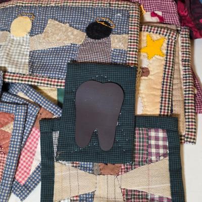 LOT 102S: Let It Snow! Adorable Wood Snowman Card Holder/Pole, Holiday Quilt Trivets, Magnets/Ornaments & More
