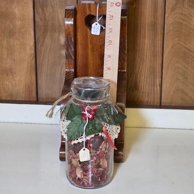 LOT 106S: Beautiful Wood Jar Candle Holder W/Holiday Potpourri Filled Jar/Tea Light Holder, Along W/Two Holiday Table Covers, Place Mats,...
