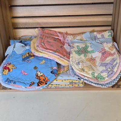 LOT 107S: Oh Baby! Sweet Handmade Quilts, 2 Quilted Photo Albums & A Pillow Matching W/Quilt