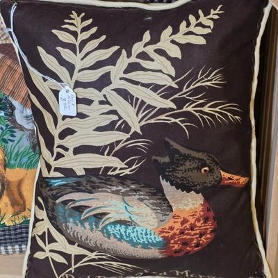 LOT 110S: Beautiful Pillows, Includes 2 Norman Rockwell Pillows, Wildlife & More