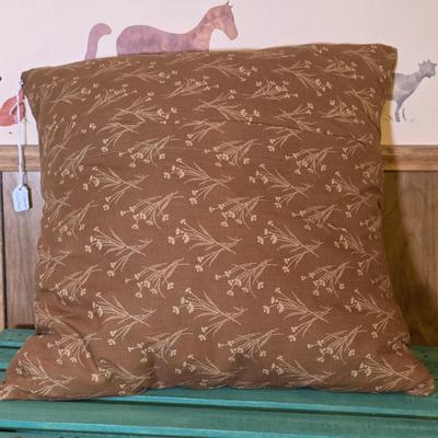 LOT 111S: Four Beautifully Handmade Pillows W/Hand Painted Crate