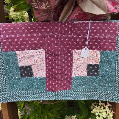 LOT 120S: Leaning Ladder W/Vintage Handmade Table Runner & Quilts