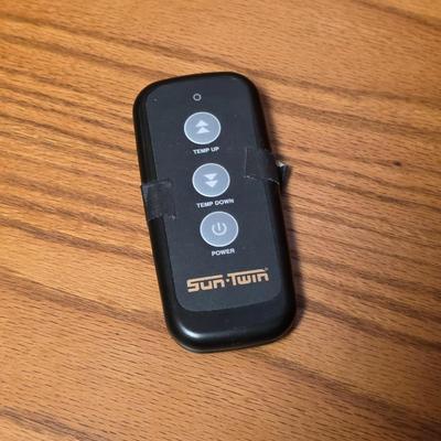 LOT 134S: Sun Twin Portable Heater W/Remote
