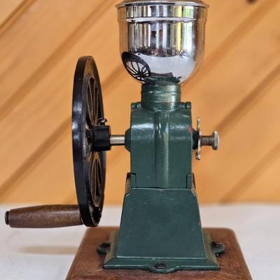 LOT 148F: Small Coffee Grinder and Handmade Dispenser