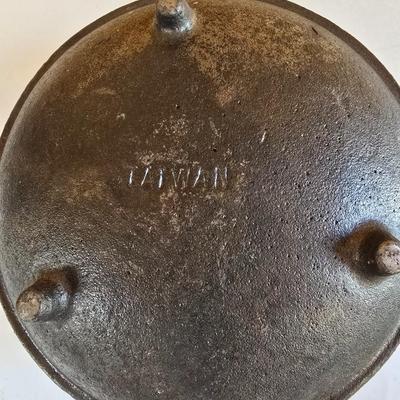 LOT 160F: Cast Iron Pots