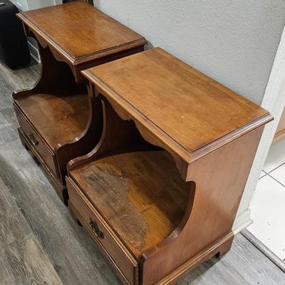 2 Vintage Ethan Allen Maple Nightstands