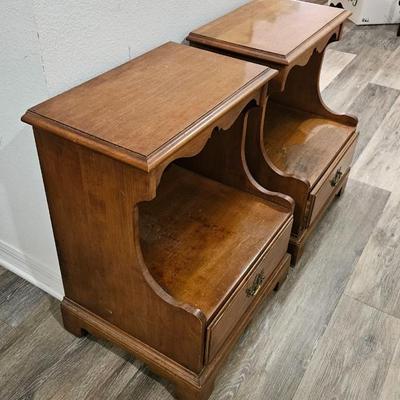 2 Vintage Ethan Allen Maple Nightstands