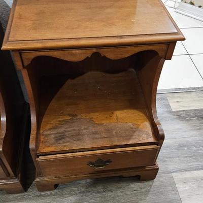 2 Vintage Ethan Allen Maple Nightstands