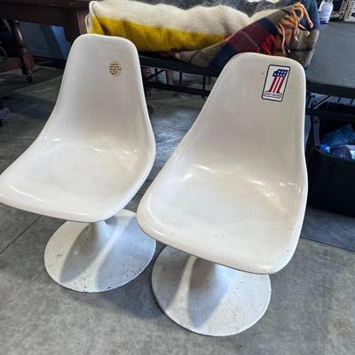 Tulip Chairs / PAIR (2)