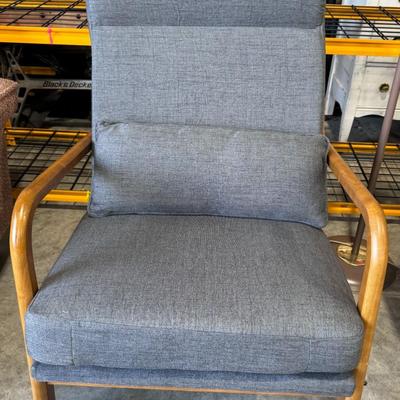 Mid Century-ish look, New comfortable chair