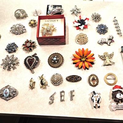 Pins & Brooches Lot # 2