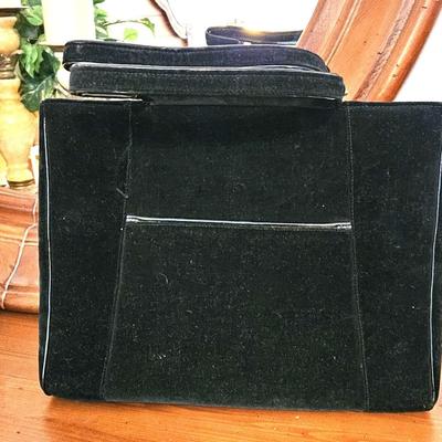 4 Piece Vintage Bags
