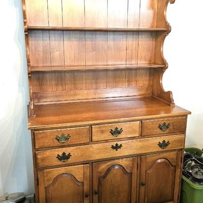 Ethan Allen Hutch