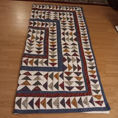 Full size quilted bedspread