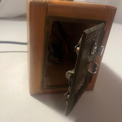Industrial Style Table Lamp (LR-MG)