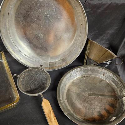 Lot of 5 Vintage Kitchen Tools Including Baking Dishes, Pie Pan and Sieves