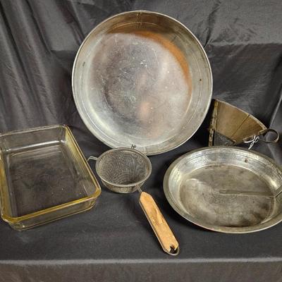 Lot of 5 Vintage Kitchen Tools Including Baking Dishes, Pie Pan and Sieves