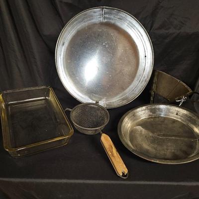 Lot of 5 Vintage Kitchen Tools Including Baking Dishes, Pie Pan and Sieves