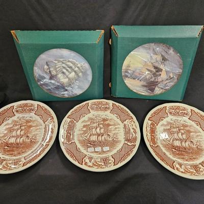 Lot of 5 Vintage Decorative Plate Including 2 Boat Scenes with Stands (in box) and 3 Friendship of Salem