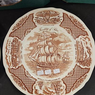 Lot of 5 Vintage Decorative Plate Including 2 Boat Scenes with Stands (in box) and 3 Friendship of Salem