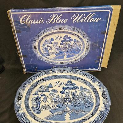 Vintage Blue Willow 18" Turkey Platter