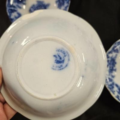 Antique Flow Blue Berry Bowl with 4 Bowls - "Libertas"