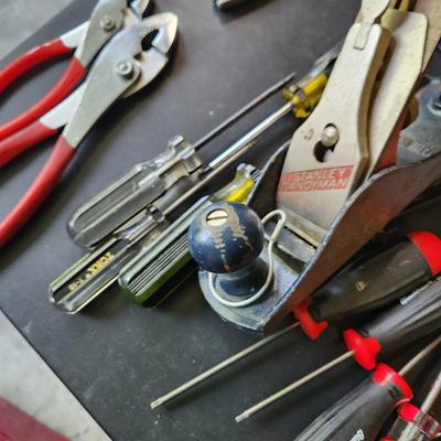 Craftsman Tool Box loaded with Tools as Pictured Blackhawk Craftsman Wiss Stanley Blue Ridge and Others