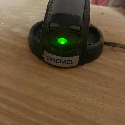Cordless Dremel, Central Forge Vise & Central Electric 3” Bench Grinder (W-MG)