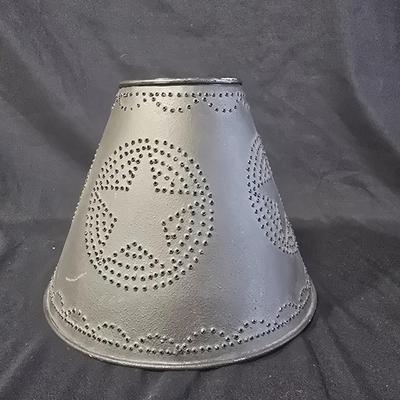 IRON BASE ROOSTER LAMP