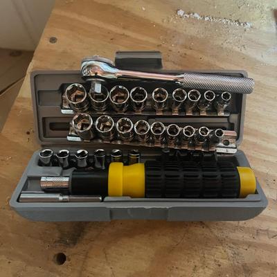 Hardware, Toolbox & More (W-MG)
