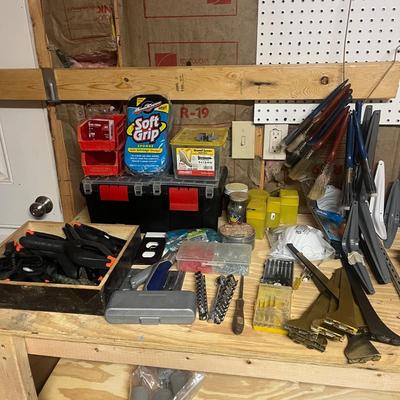 Hardware, Toolbox & More (W-MG)