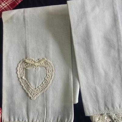 KITCHEN LINENS