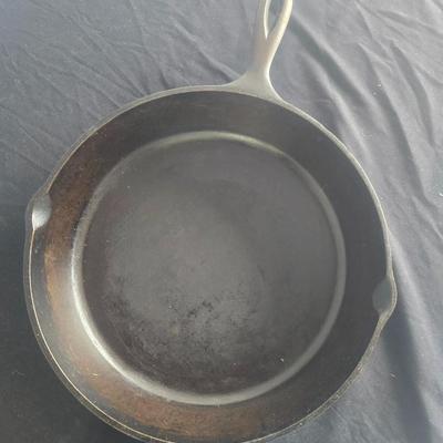 1 WAGNER WEAR AND 2 OTHER CAST IRON SKILLETS