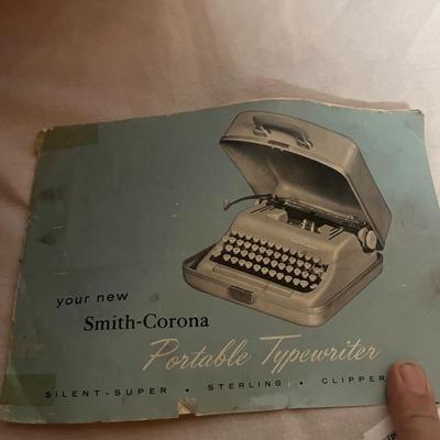 1950s Smith Corona Silent-Super Portable Typewriter (W-MG)