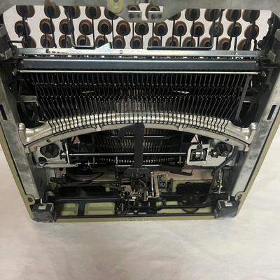 1950s Smith Corona Silent-Super Portable Typewriter (W-MG)