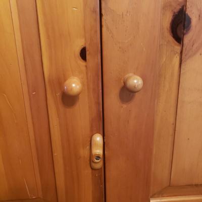 Ethan Allen Wardrobe (B1-KD)