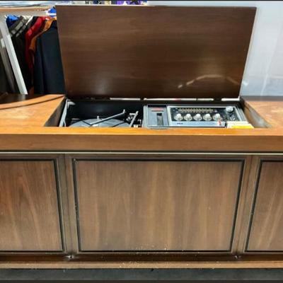 Stereo Console Unit