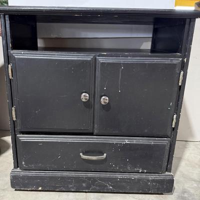 Wooden TV stand, great fixer upper project